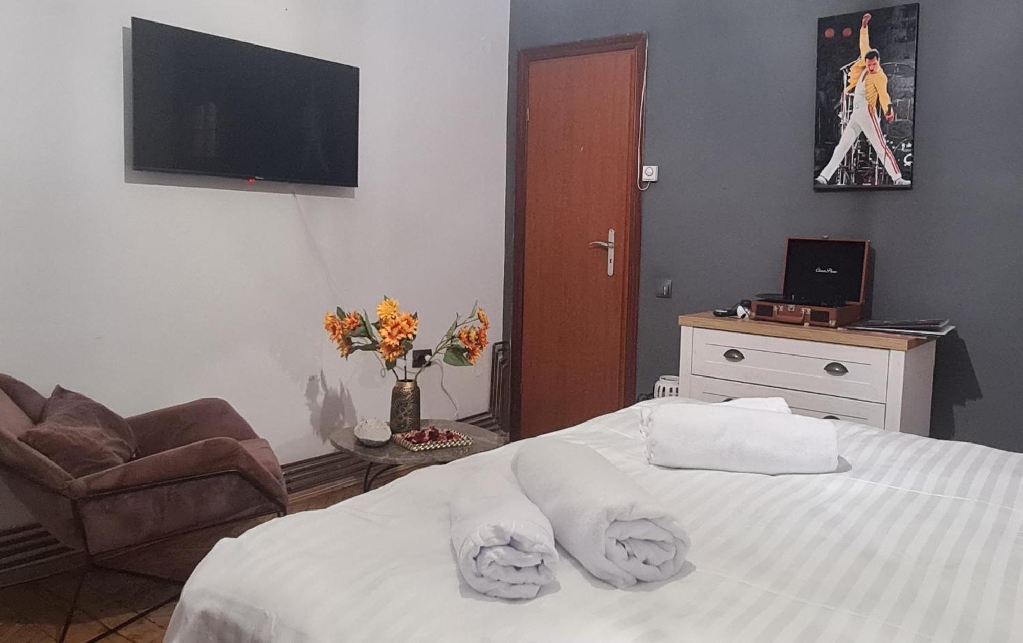 Cozy Studio In Noble House Main Square كلوج-نابوكا المظهر الخارجي الصورة